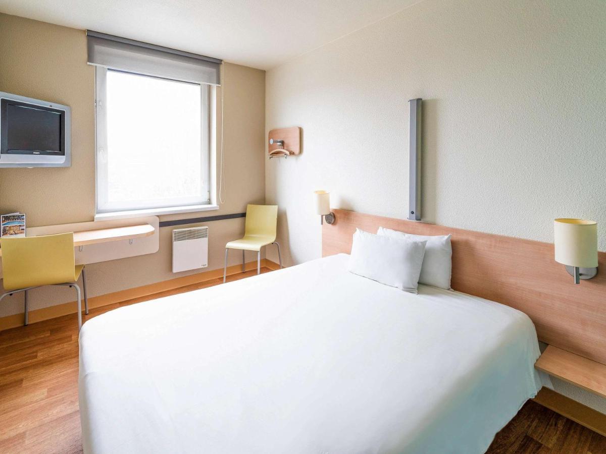 Ibis Budget Krakow Bronowice Bagian luar foto