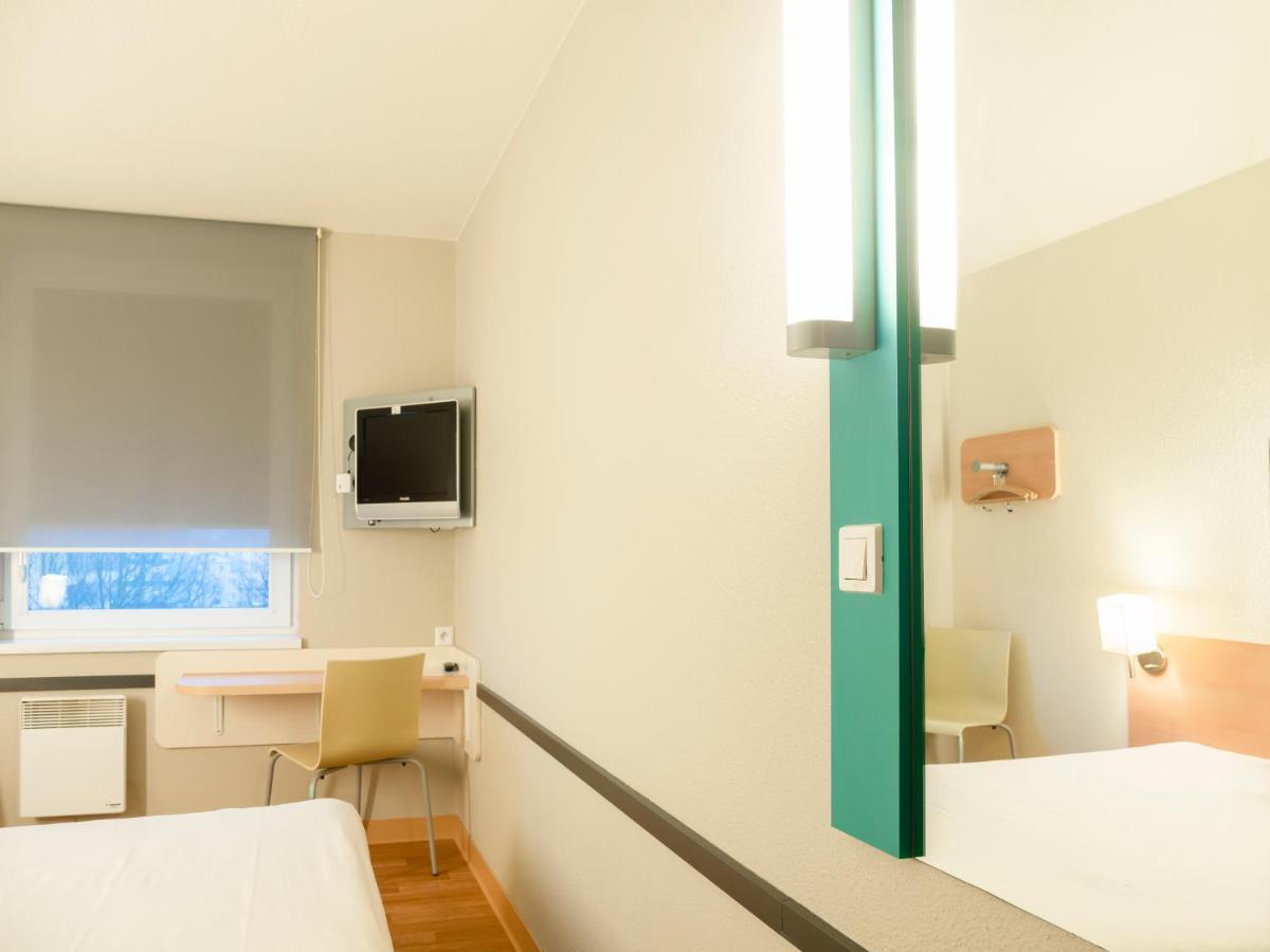 Ibis Budget Krakow Bronowice Bagian luar foto