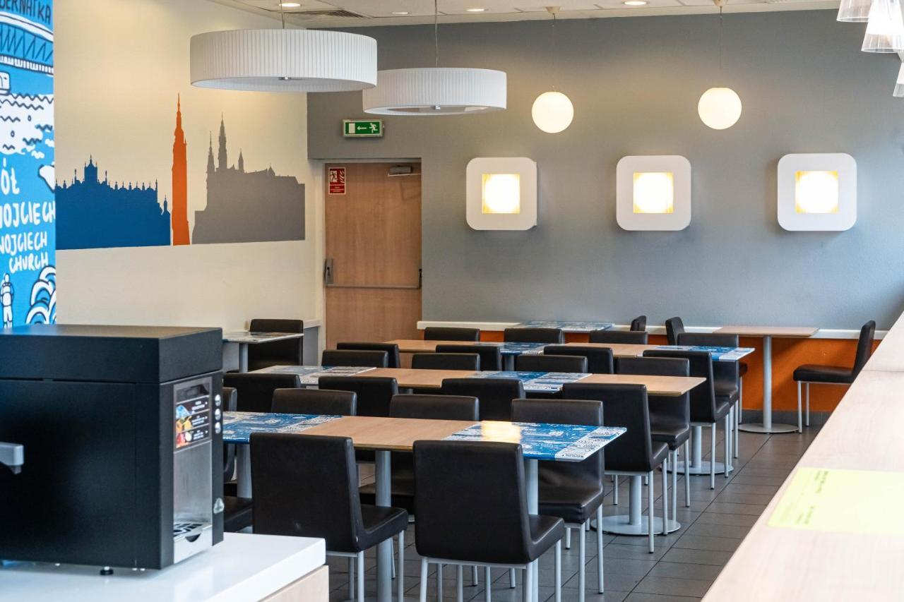 Ibis Budget Krakow Bronowice Bagian luar foto